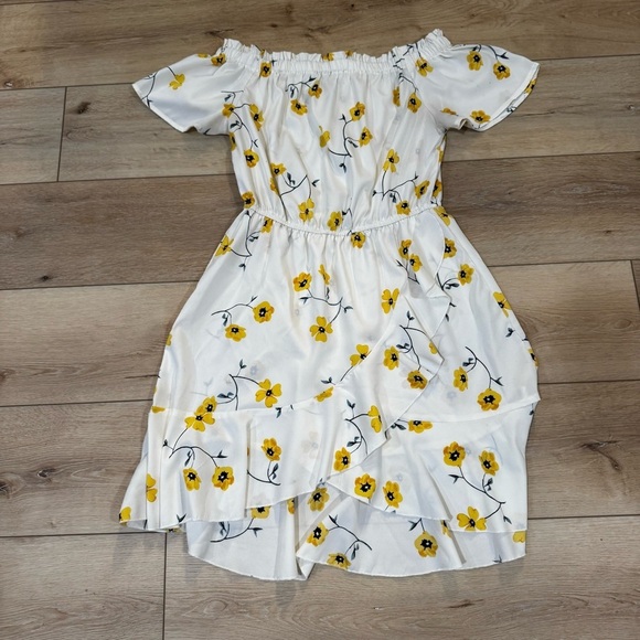 Blush white yellow & blue floral off the shoulder mini dress, faux wrap, M. - Picture 2 of 11